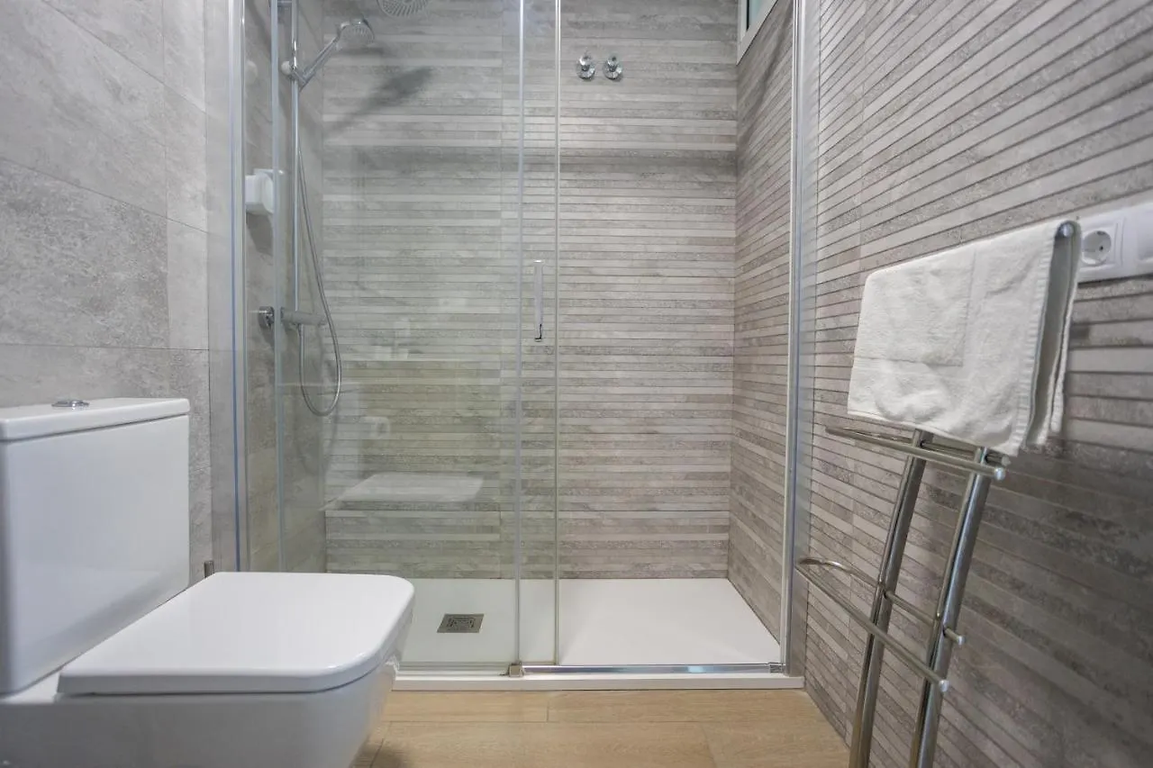 Lightbooking Alemania Piscina Privada Playa Del Ingles 0*, Playa del Ingles (Gran Canaria)