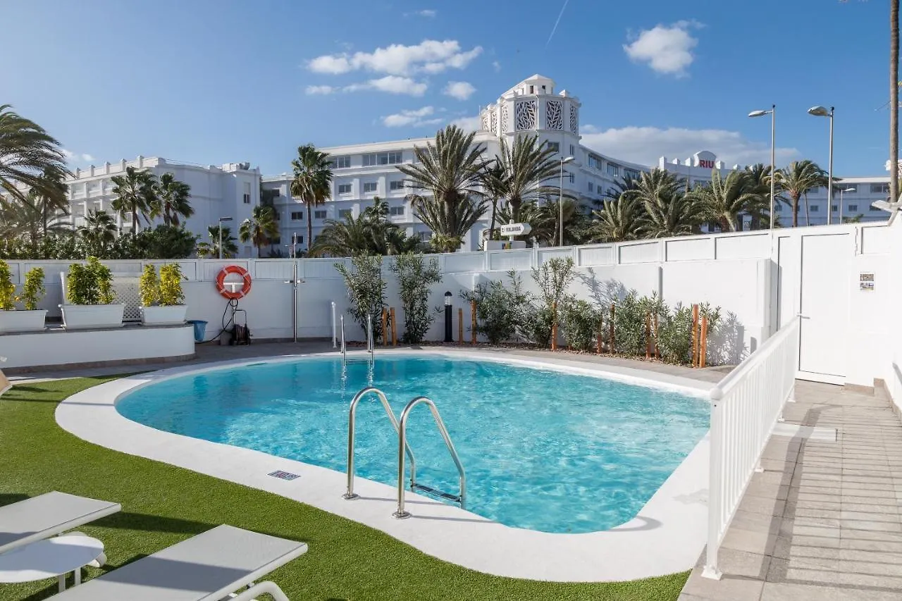 Lightbooking Alemania Piscina Privada Playa Del Ingles