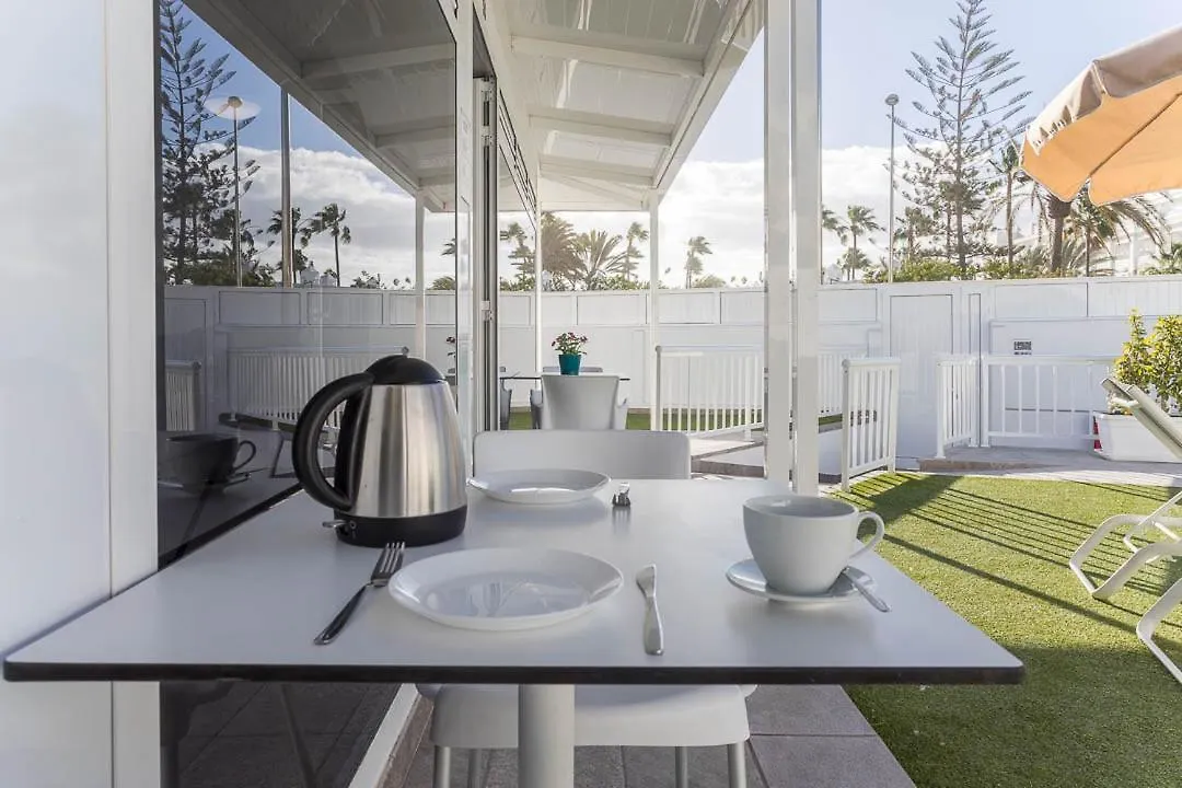 Lightbooking Alemania Piscina Privada Playa Del Ingles 0*, Playa del Ingles (Gran Canaria) Spain